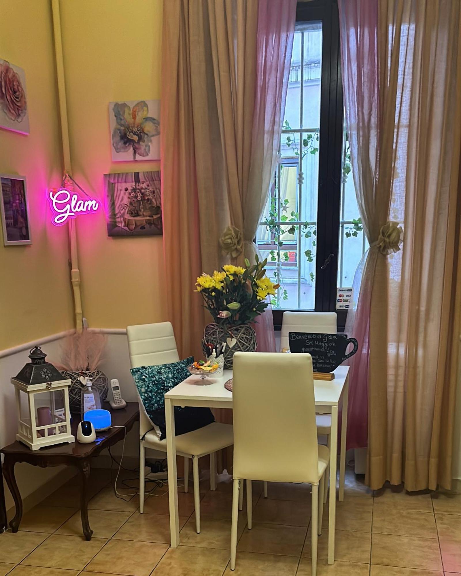 Glam Sm Maggiore Guest House Ρώμη Εξωτερικό φωτογραφία