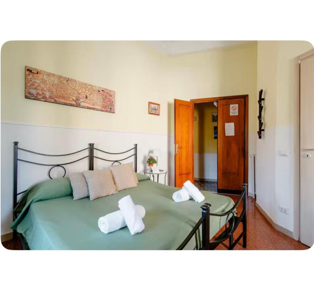Glam Sm Maggiore Guest House Ρώμη Εξωτερικό φωτογραφία