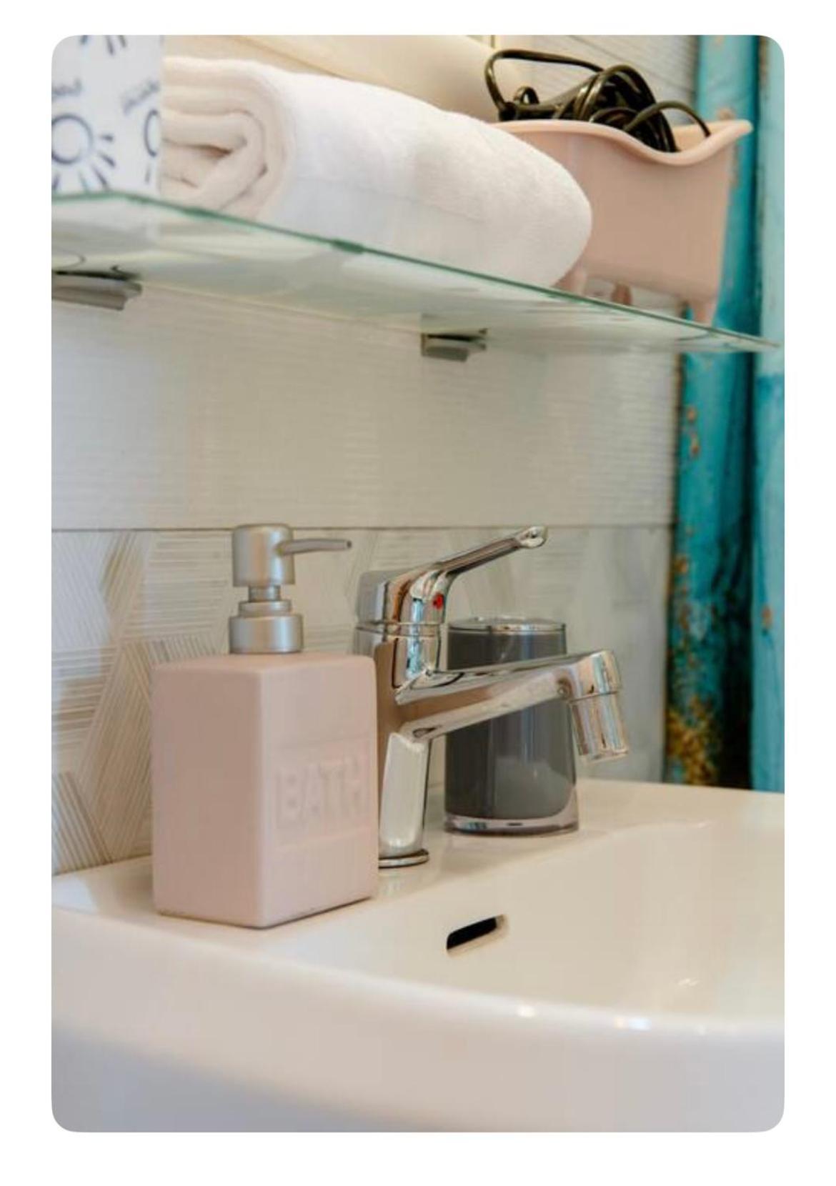 Glam Sm Maggiore Guest House Ρώμη Εξωτερικό φωτογραφία